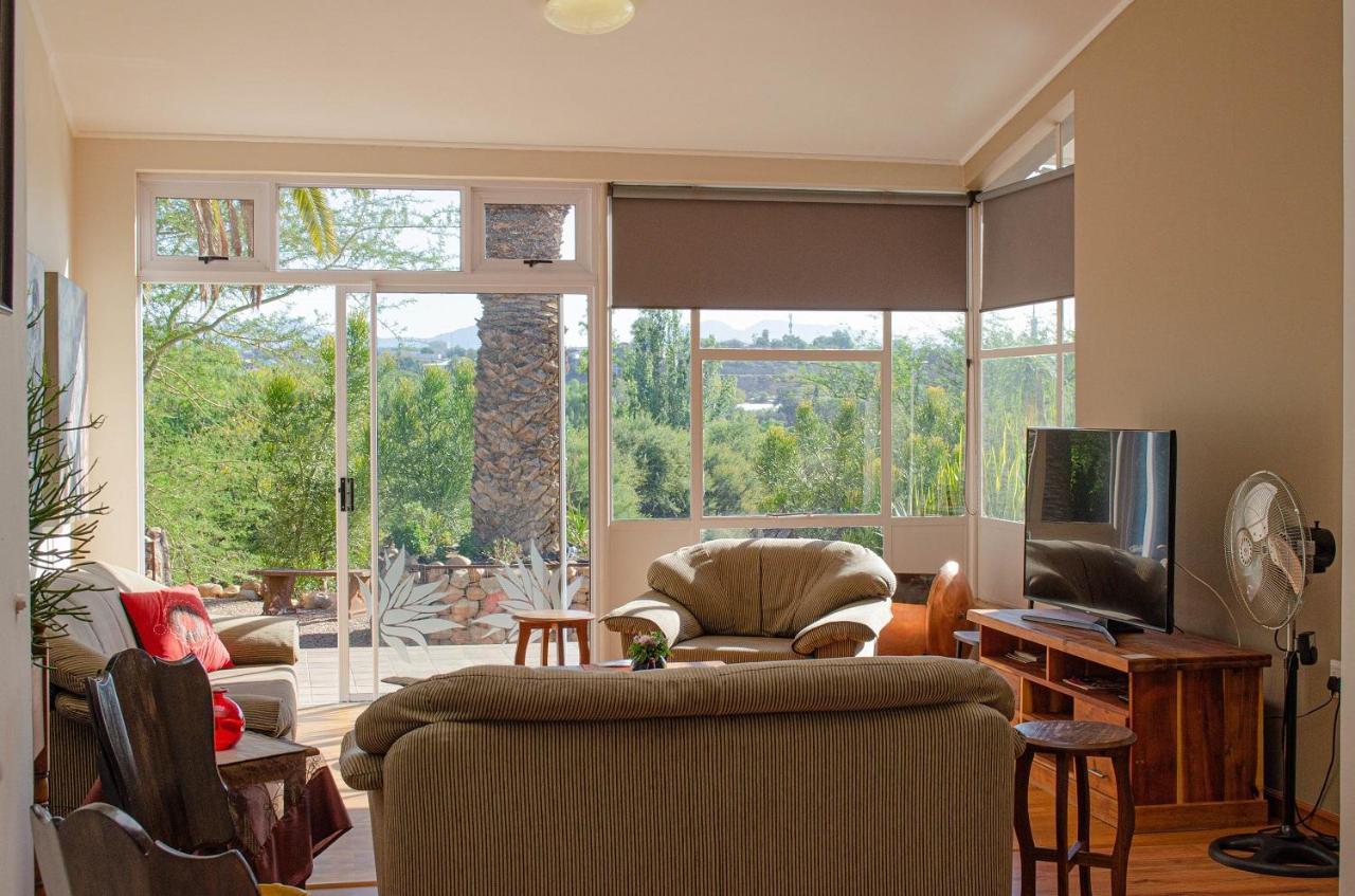 Aloe Manor Otel Oudtshoorn Dış mekan fotoğraf